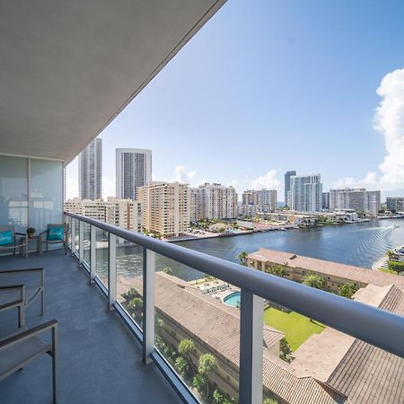 Beachwalk 1B-1B Apmt Amazing View 12A ฮาลลันเดลบีช ภายนอก รูปภาพ